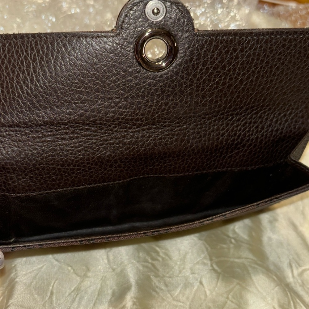 Excellent Used Condition!! Gucci Gg Monogram Ecli… - image 8